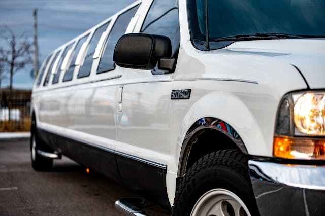 Business Travel in Paris · The Benefits of Limo Service